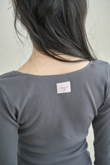 バタフライポイントシャーリングトップス - dark grey