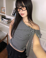 スリムフィットストライプキャップスリーブオフショルダーTシャツ