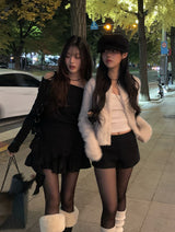 Prong Wool Button Shorts