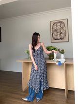 Slit shirring flower long sleeveless dress