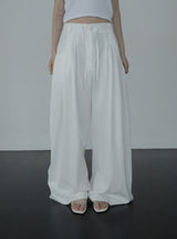 Curble Round Pocket Pintuck Pants