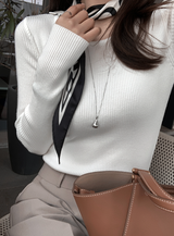 FATES Fit-Correcting Bootcut Slacks