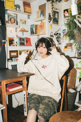 コラボレーション ライクシャインスターフーディー | 愛美 × RADINEO