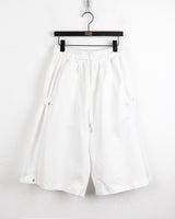 [UNISEX] カットサイドスナップカプリバミューダパンツ