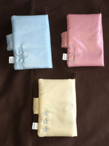 <Lucky Clover by the Ear> Passport Case(3 color)