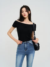 rope shirring off-shoulder tee