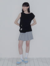EYELET LOOSE SLEEVELESS (BLACK)