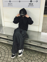 ネイブツータックロウカーブドデニムパンツ