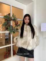 Ivory Fox High-Sleeved Collar Jacket