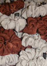 Satin Suede Scrunchie_Beige
