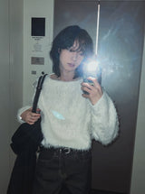 Local shoulder chain hairy knit