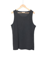 Pig over sleeveless T