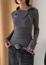 HIGH NECK ZIPPER TEE