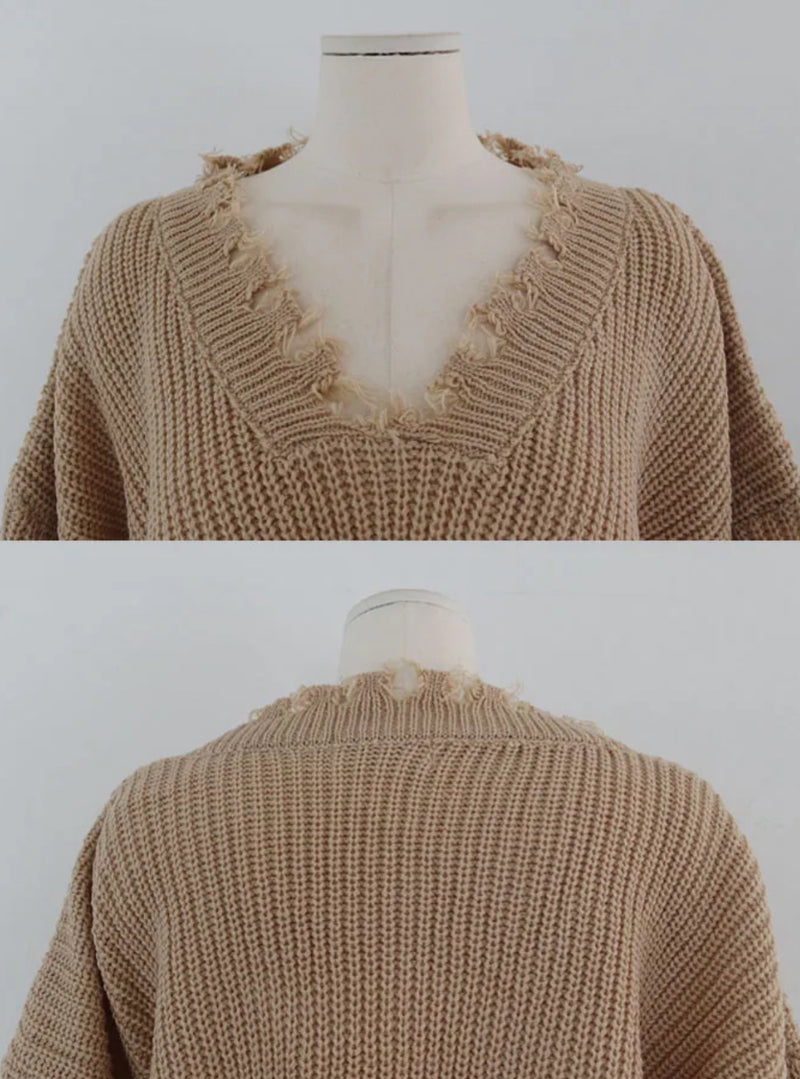 フリンジVネックニットトップ (BEIGE)