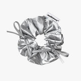 DOUBLE RIBBON SHINY SCRUNCHIE (SILVER)