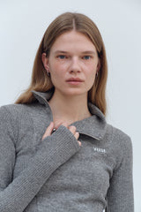 LOGO MIX UNBALANCE HALF ZIP-UP TOP - GRAY