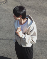 アディクションバックプリントフーディジップアップ