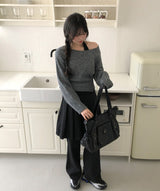 Chippo Button Boat Neck Wool Crop Knit