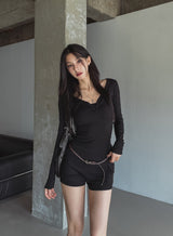 ヒナスリムロングリブボタン長袖Tシャツ