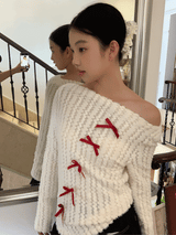 Red bow off-shoulder long-sleeved knitwear