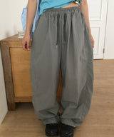 Benty Side Pintuck Big Balloon Wide Fit Nylon Long Pants 2 Colors