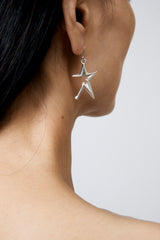 LONELY STAR EARRING