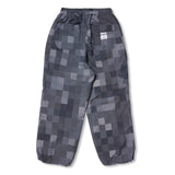 Square Camouflage Super Wide Jogger Pants Gray / Green