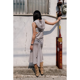 ROPE KNOTTED BACK HOOD