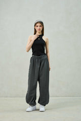 POPPY SLEEVELESS TOP / BLACK