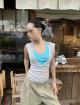 カラーフェイクツーピースレイヤードスリーブレスTシャツ