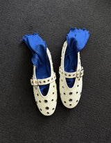 metal eyelet flat shoes (white)