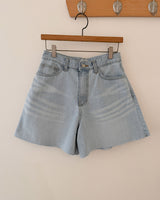 Deep denim short pants