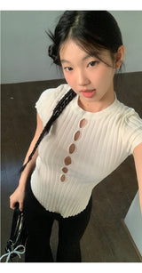 Hollow slit slim ribbed short sleeve tee