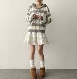 Beaded Dangara Snap Knit Hooded