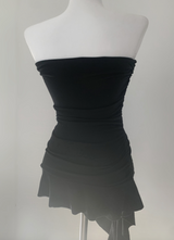 Roccoa Long Frill Top (black)