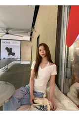 White lace halter layered short-sleeved T-shirt