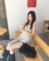 Flower frill blouse