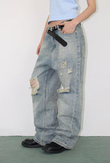 VINTAGE DESTROYED DENIM