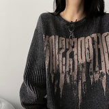 Camo lettering knit long-sleeved shirt