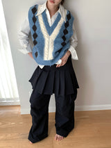 Detail V-neck Knit Vest Vest