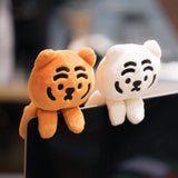 HANGING PLUSH TIGERS