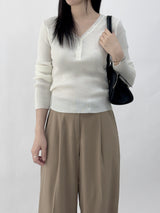 Scani V-neck Button Long Sleeve Knit