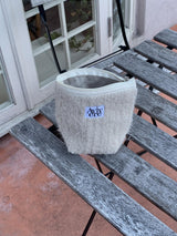 classic pouch_knit beige