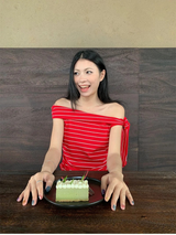 Unbalanced Color Off-Shoulder Strap Stripe Tee
