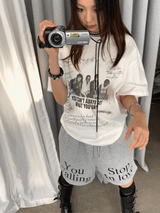 レタリングバンドルーズフィットショートスリーブtシャツ
