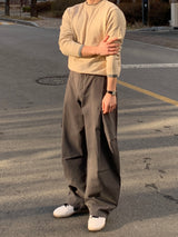 Frange Over Curved Pants