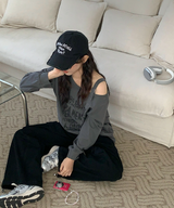 Yuto One Off-Shoulder T-Shirt