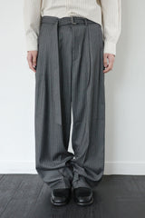stripe belted slacks