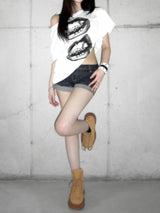 リップオフショルダーTシャツ