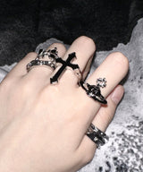 Black flower Ring